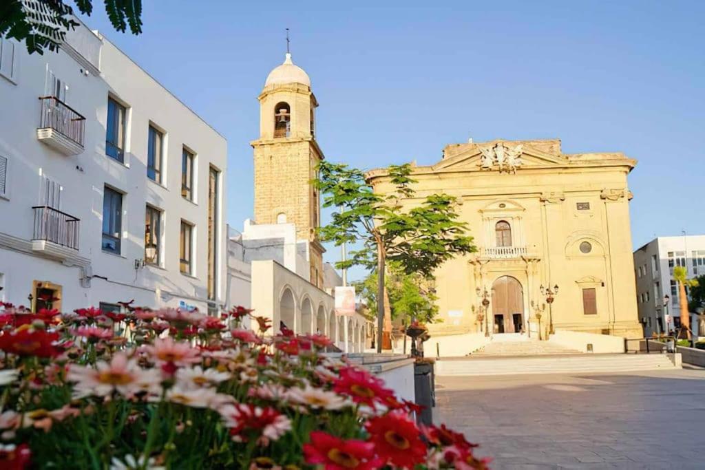 Enjoy The Historic Center Of Chiclana By C. Dreams Lägenhet Chiclana de la Frontera Exteriör bild